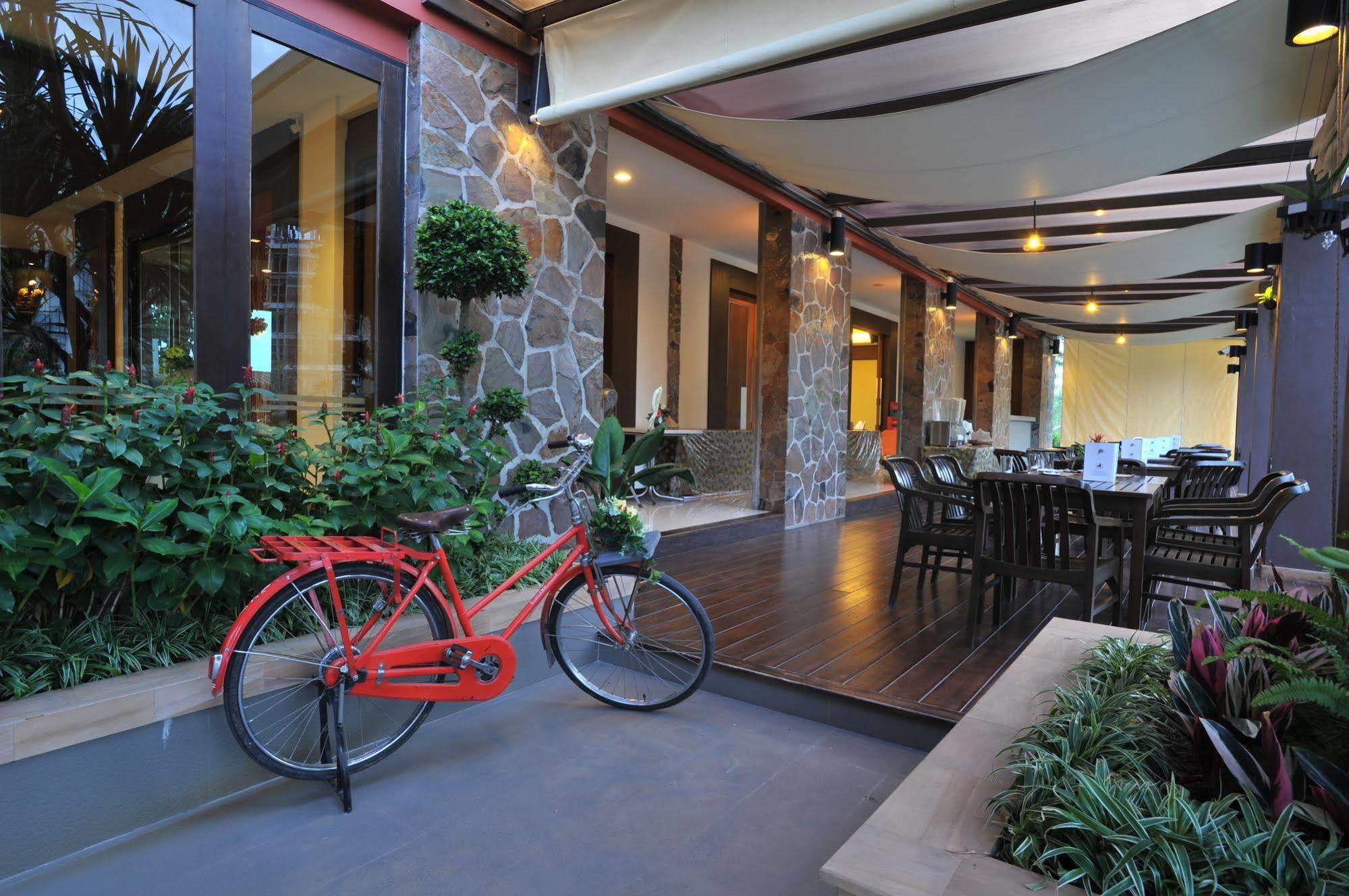 The Charm Boutique Resort Khon Kaen Exterior foto